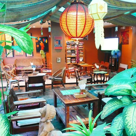 All In 1 Guesthouse Chiang Mai Exterior foto
