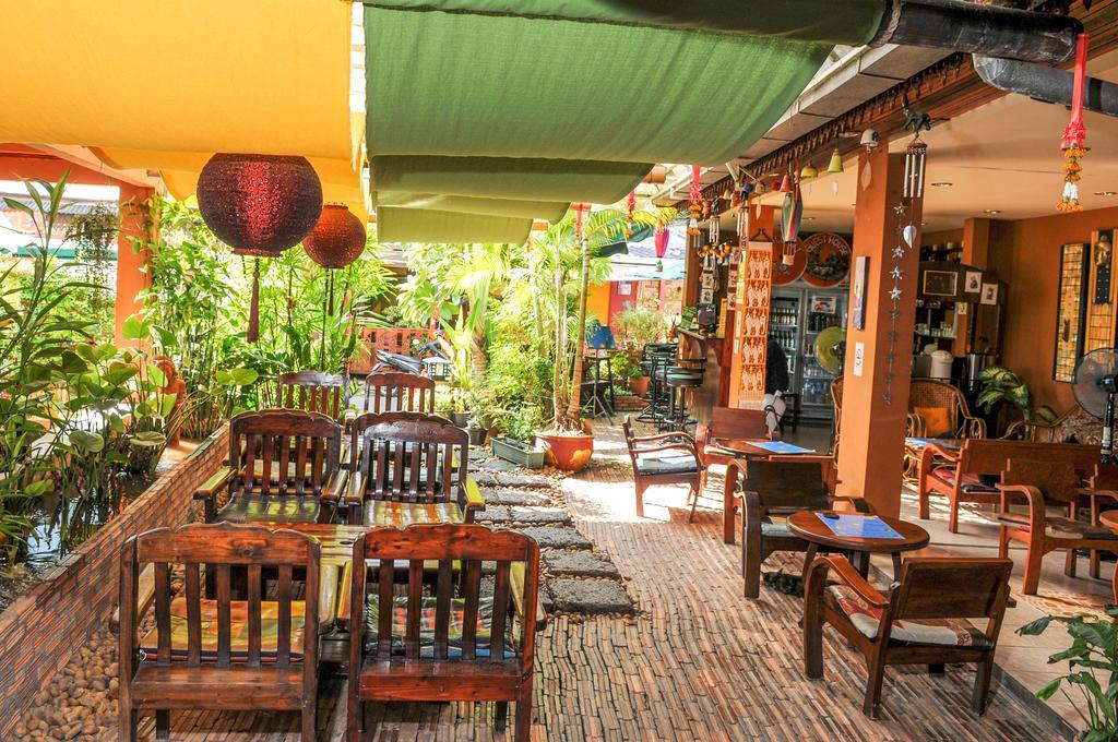 All In 1 Guesthouse Chiang Mai Exterior foto