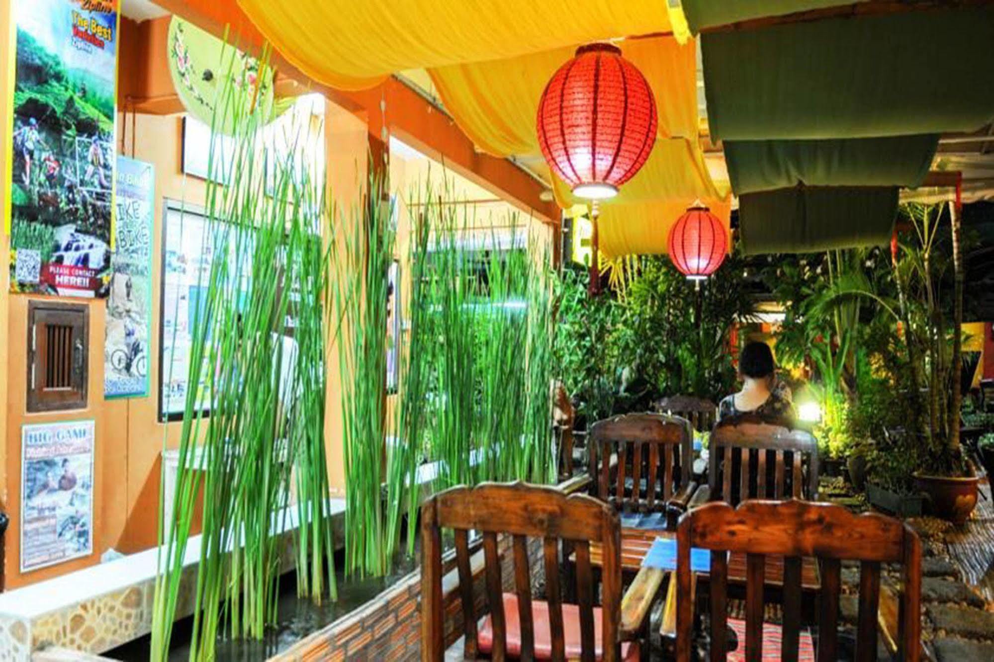 All In 1 Guesthouse Chiang Mai Exterior foto