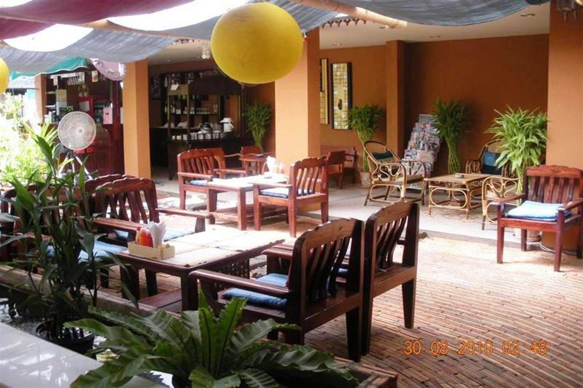 All In 1 Guesthouse Chiang Mai Exterior foto
