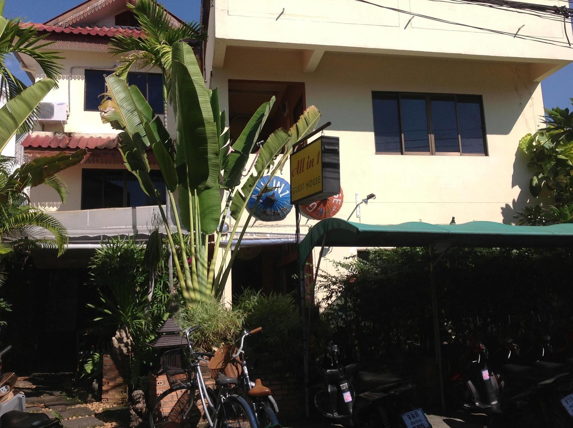 All In 1 Guesthouse Chiang Mai Exterior foto